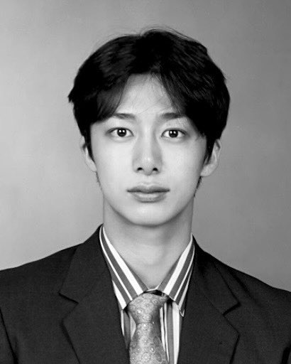 오늘 채씨표류기 속 할머니 첫사랑st 증사 ㅋ ㅋㅋ
폰으로 피부앤머리만 살짝!!보정함 나도 뽑을껀데
뽑을사람 쓰슈~~~ #형원 #채형원