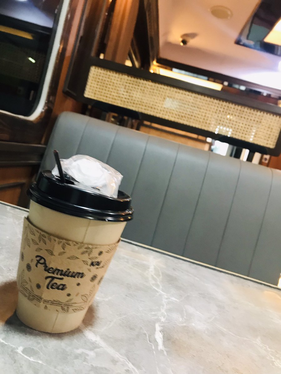 Ngeteh dulu sambil nunggu  stuck di cikarang 76 menit kedepan, always love  premium tea nya <a href="/KAI121/">Kereta Api Indonesia</a> pandalungan to surabaya