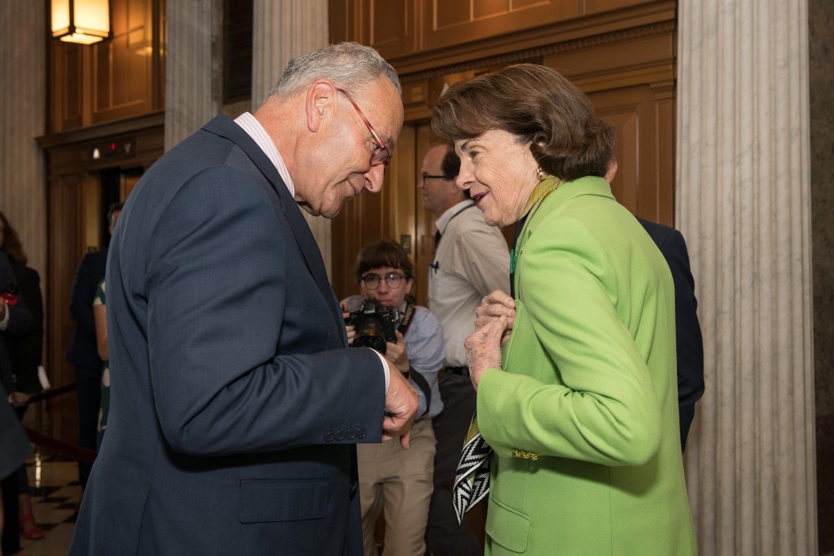 Chuck Schumer tweet media