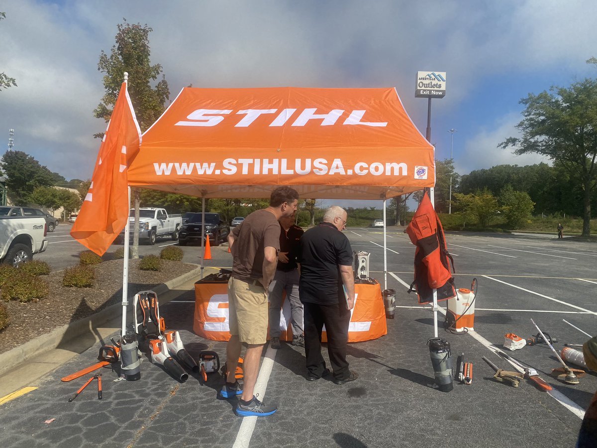 Land of Sky tweet media