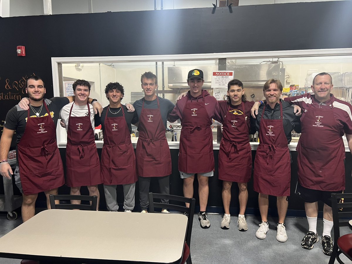 RonSiersJr's tweet photo. Group 5 @SalisburyBB kept the streak alive by serving 58 food insecure members of our community this morning at HALO. Special thanks to @su_pds Coordinator, Sara Elburn for her servant leadership. #DMTE #ServantLeadership @SalisburyU @CoachB_ABCA @MG_Polizzi https://t.co/Iu1ZEGsMqF