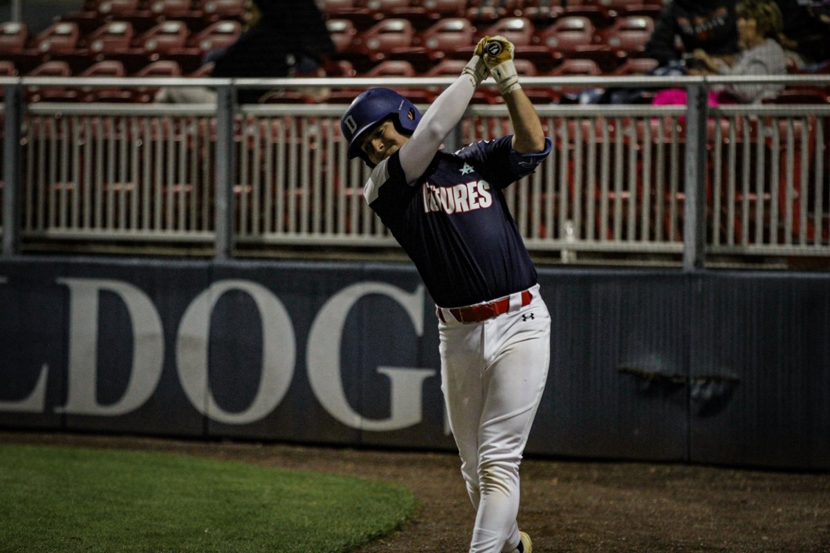 AllStarBaseball's tweet photo. College aspirations? Step into the spotlight at our 2024 Futures team tryouts and let's hit a home run together. 🚀
Register Now: https://t.co/5dtjQEREhz
#assa #allstarsportsacademy #futuresprogram #allstarfutures #baseball #baseballteam #travelbaseball #baseballtryouts https://t.co/dOKF4Tv3W6