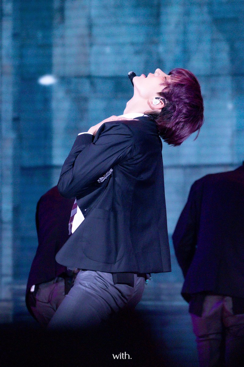 𝑲 ， tweet media