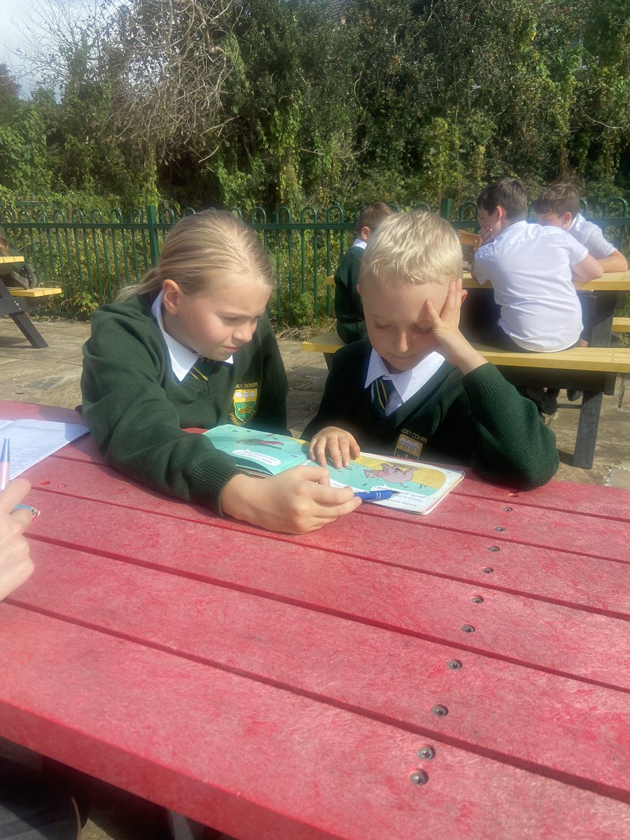 WideyBuckland tweet media