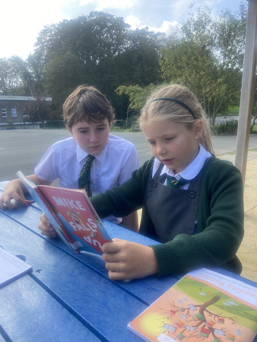 WideyBuckland tweet media