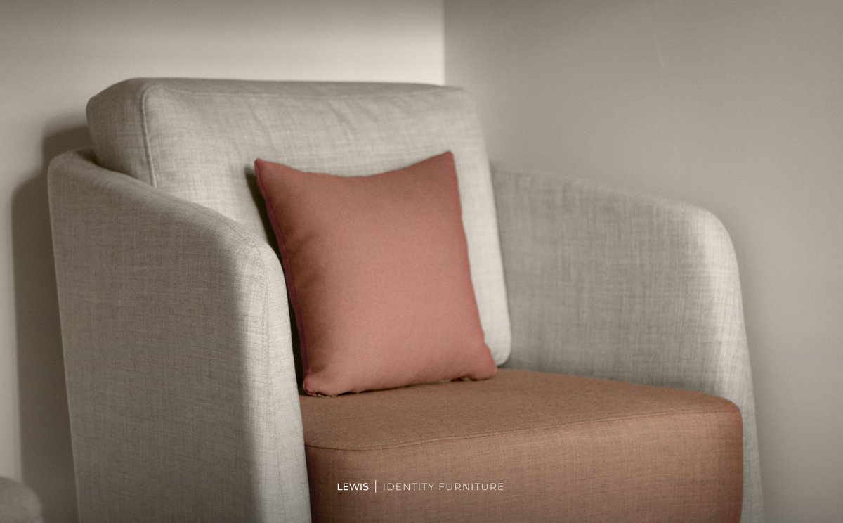 A pearl of any waiting or breakout space, Lewis' elegant lines delicately compliment the curves of aspect.
———
#IdentityFurniture
-
#officefurniture #officedesign #SofaSeating #sofa #newofficedesign #officeseating #loungeseating #comfort #upholstery #statementfurniture