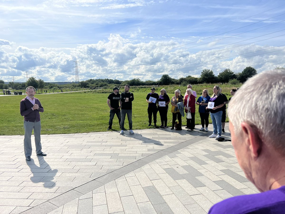 Andy Wake (@_andy_wake_) on Twitter photo Looking back a bit now but what a brave, inspiring & moving day this was. Very proud to be involved with Forth Valley Recovery community and <a href="/RecoveryScot/">RecoveryScotland</a> - amazing organisation. Looking forward to music and outdoors projects over the coming year and beyond. #overdoseawarenessday Looking back a bit now but what a brave, inspiring & moving day this was. Very proud to be involved with Forth Valley Recovery community and <a href="/RecoveryScot/">RecoveryScotland</a> - amazing organisation. Looking forward to music and outdoors projects over the coming year and beyond. #overdoseawarenessday
