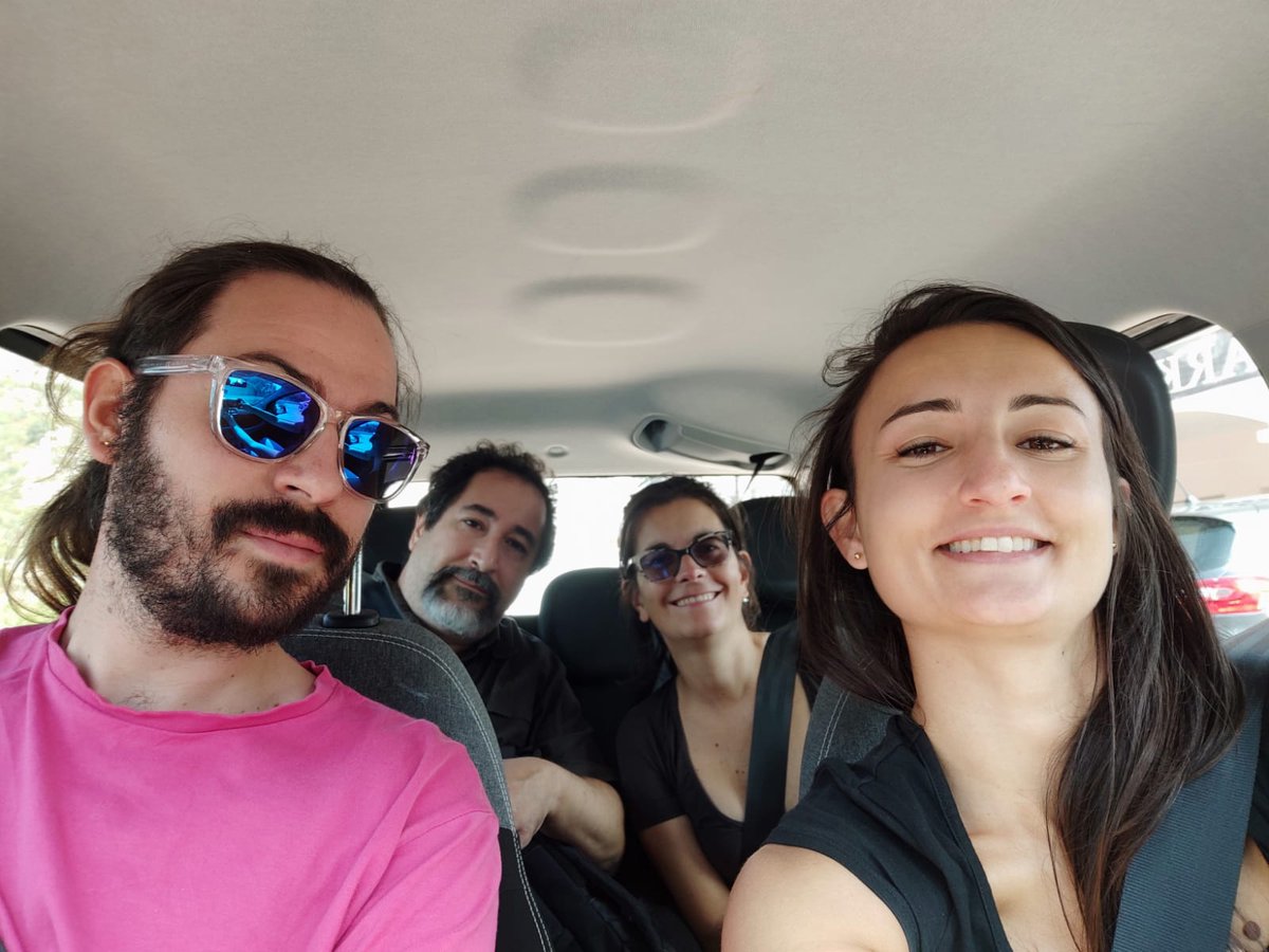 NeOnLab_'s tweet image. 🧠 We had a wonderful time at the Neuro Oncology meeting in Sardinia! We shared our recent findings in brain cancer research. It was inspiring to collaborate with experts and explore groundbreaking developments! #NeuroOncology #PostConference #BrainCancerResearch