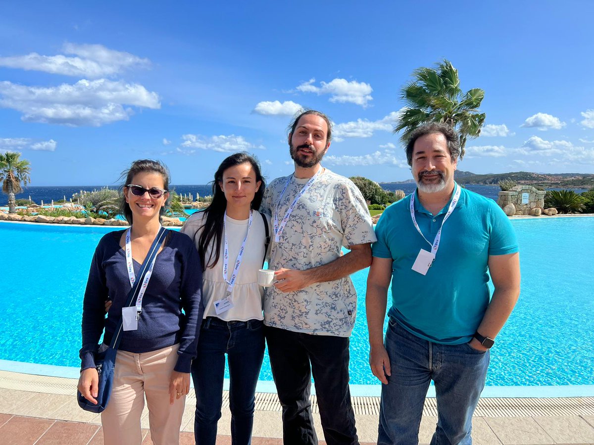 NeOnLab_'s tweet image. 🧠 We had a wonderful time at the Neuro Oncology meeting in Sardinia! We shared our recent findings in brain cancer research. It was inspiring to collaborate with experts and explore groundbreaking developments! #NeuroOncology #PostConference #BrainCancerResearch