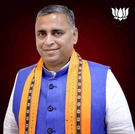Wish you happy birthday mahadev bless you bhaisaheb Sri. Sunil Deodhar ji
#hbdsunildeodharji  <a href="/Sunil_Deodhar/">Sunil Deodhar</a>
<a href="/BJP4India/">BJP</a>
<a href="/BJP4Maharashtra/">भाजपा महाराष्ट्र</a>
<a href="/BJYM/">BJYM</a>
<a href="/BJYM4MH/">BJYM Maharashtra</a>