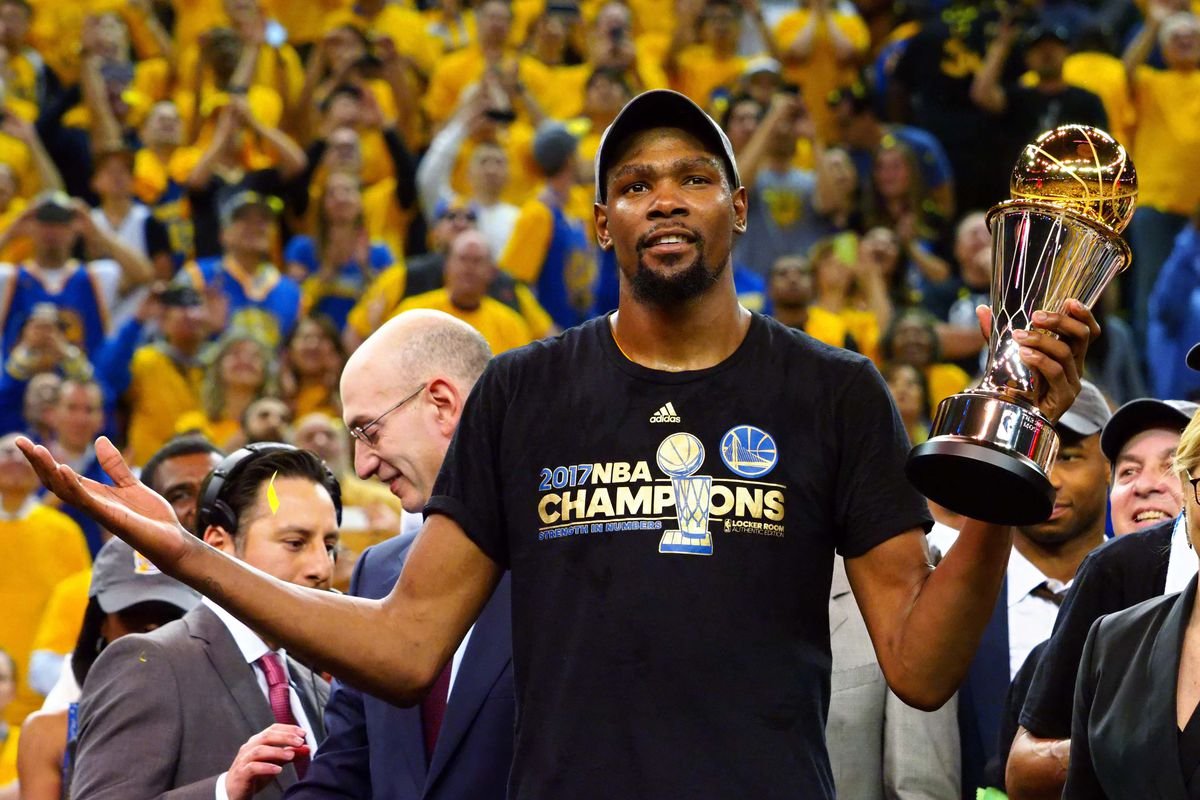 NBACHAMPION17's tweet photo. عيد ميلاد سعيد للسفاح Kevin Durant 🐍

بطل الدوري مرتين
FMVP مرتين
MVP مره
أفضل هداف بلموسم 4 مرات
All_Star 14 مره
ALL_NBA 10 مرات
2008 روكي الموسم
3 ميداليات ذهبيه
من ضمن افضل 75 لاعب بلتاريخ
احد أعظم الهدافين بلتاريخ 🐍 https://t.co/QR3LF1zAM4