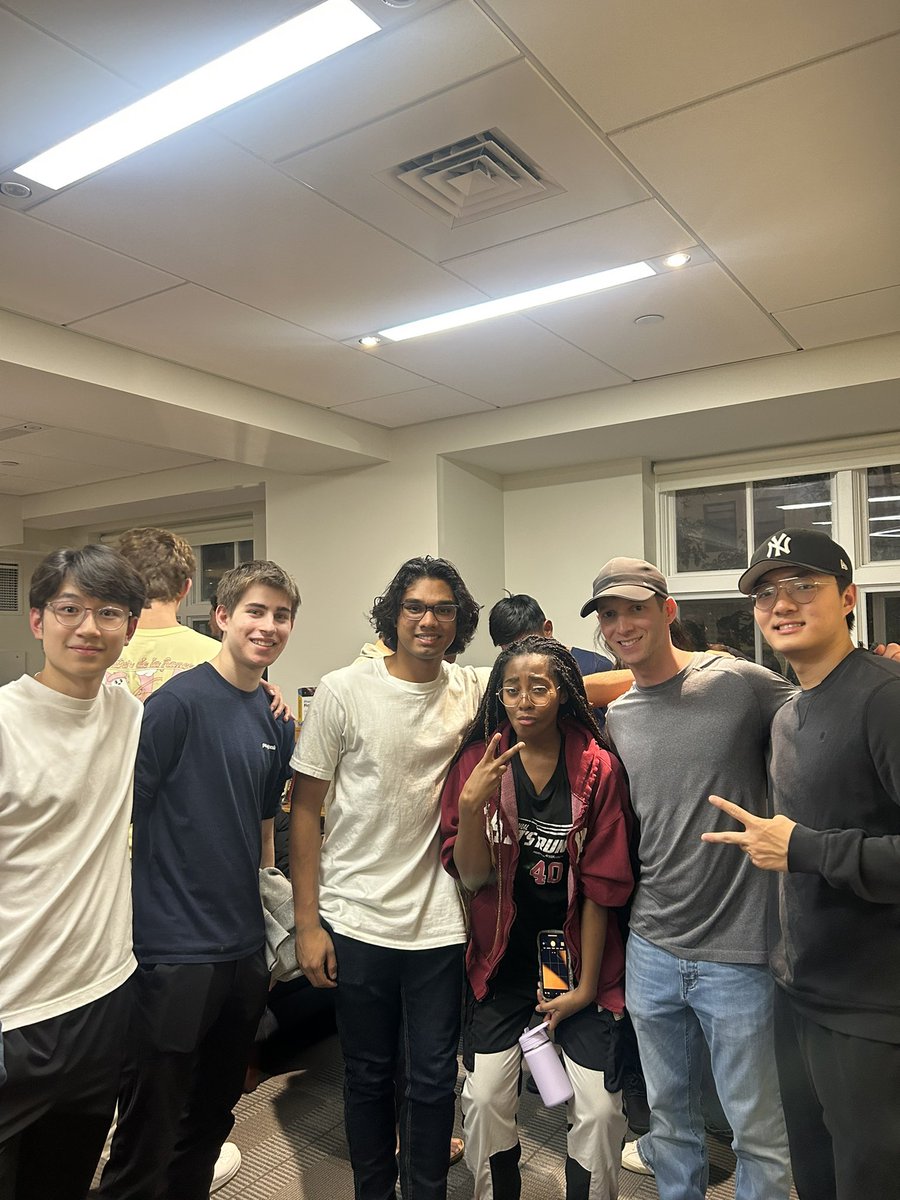 ambitious startup founders at Harvard and insomnia cookies at 11 P.M. 

can’t think of a better combination

love visiting Boston