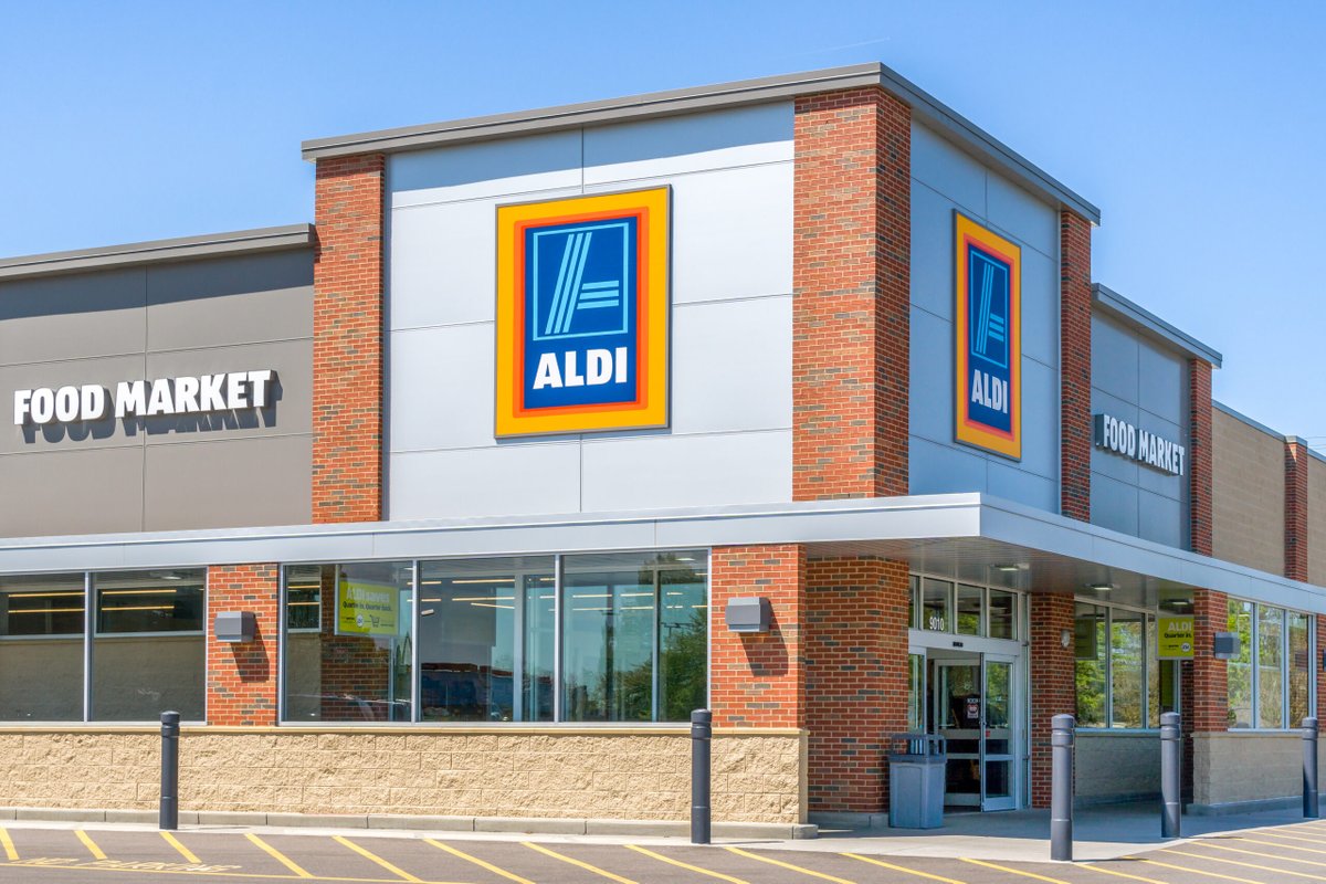ALDI's Low-Carb &amp; Diabetes-Friendly Shopping Guide! Discover wallet-friendly, dietitian-approved options to stay on track with your health goals. Prioritize fiber, protein, and whole foods for better blood sugar control. Shop smart, eat well! 

bit.ly/3F2q9Ih