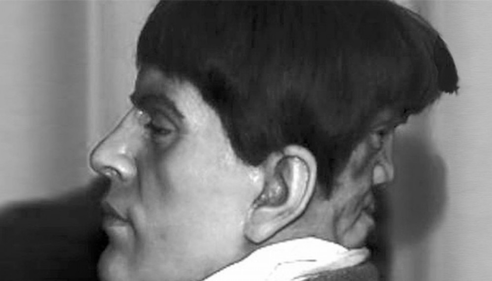 ¿Habías oído hablar de Edward Mordrake - el hombre de las dos caras? Te contamos su historia y algunos datos interesantes...
flipada.com/edward-mordrak…