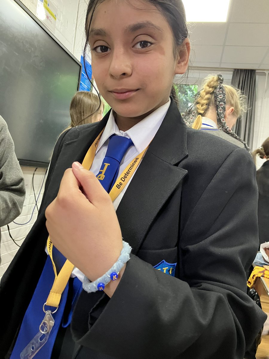 MFLHeys's tweet photo. Boho bracelets at crafts club today. Same again next Friday! @SchoolHeys https://t.co/kPACEeLnDV