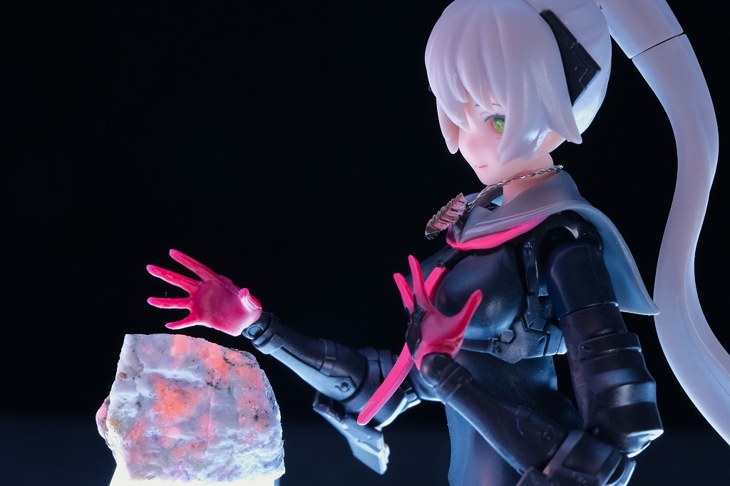 u1_okita's tweet photo. How do you like colorful ?
#蒼鉛 #BismuthCrystal
#ハックマン石 #Hackmannite 紫外蛍光
#珪亜鉛鉱 #Willemite 紫外蛍光
#蛍石 #Fluorite 紫外蛍光 https://t.co/MpnFgS73PA