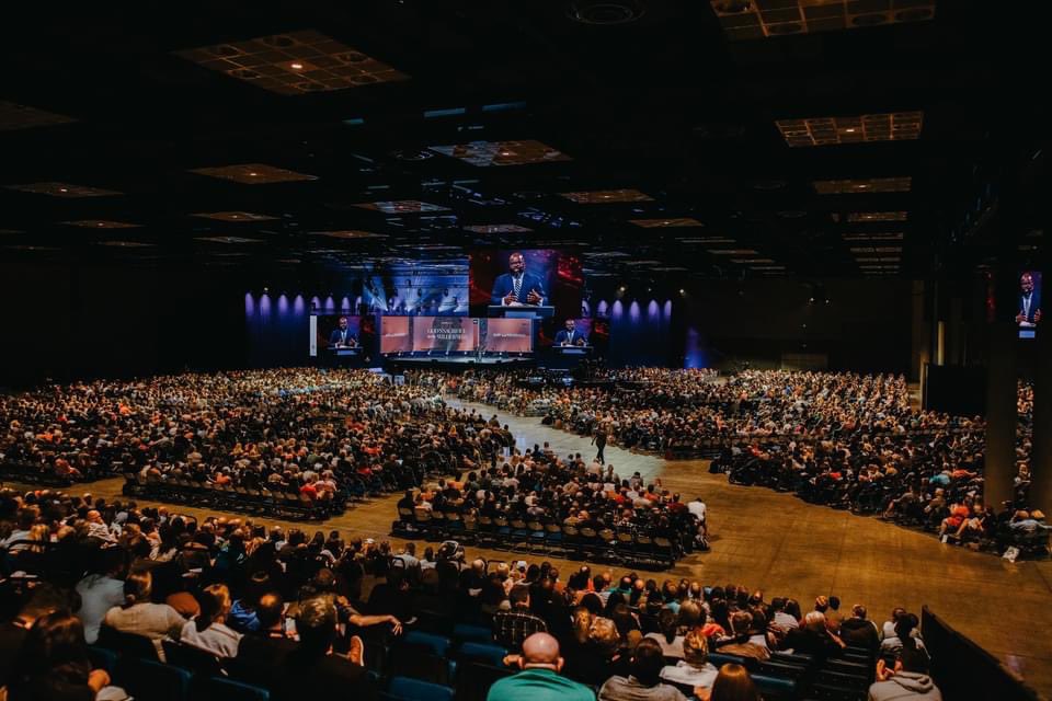 brettmccracken's tweet photo. #TGC23 was so encouraging. The teaching, worship (led by @CityAlight!), and fellowship was so God-centered and joyful. The vibe fit the conference theme: Hope in the Wilderness. In our digitally isolated, divided, dead wilderness world—the gospel unites us in living hope. https://t.co/GEXerdIIB1