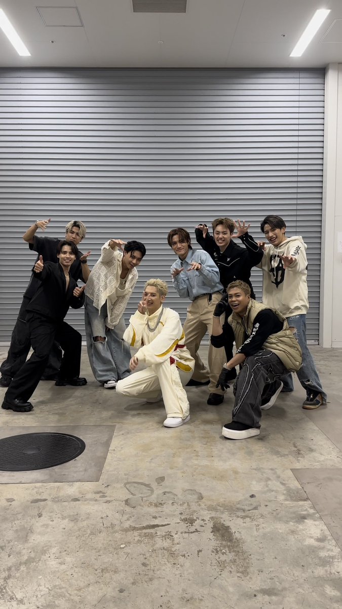 tjbb_'s tweet image. 💫TikTok更新💫

&quot;STARLIGHT TOKYO 2023&quot;
MA55IVE THERAMPAGE(@therampagefext )
神谷健太さん、鈴木昂秀さん、LIKIYAさんと #Jettinチャレンジ をさせていただきました🕺🔥

🔗 vt.tiktok.com/ZSNRy7wQf/

ありがとうございました🔥🔥

#STARLIGHTTOKYO2023 #SLT2023 
#MA55IVE #THERAMPAGE…