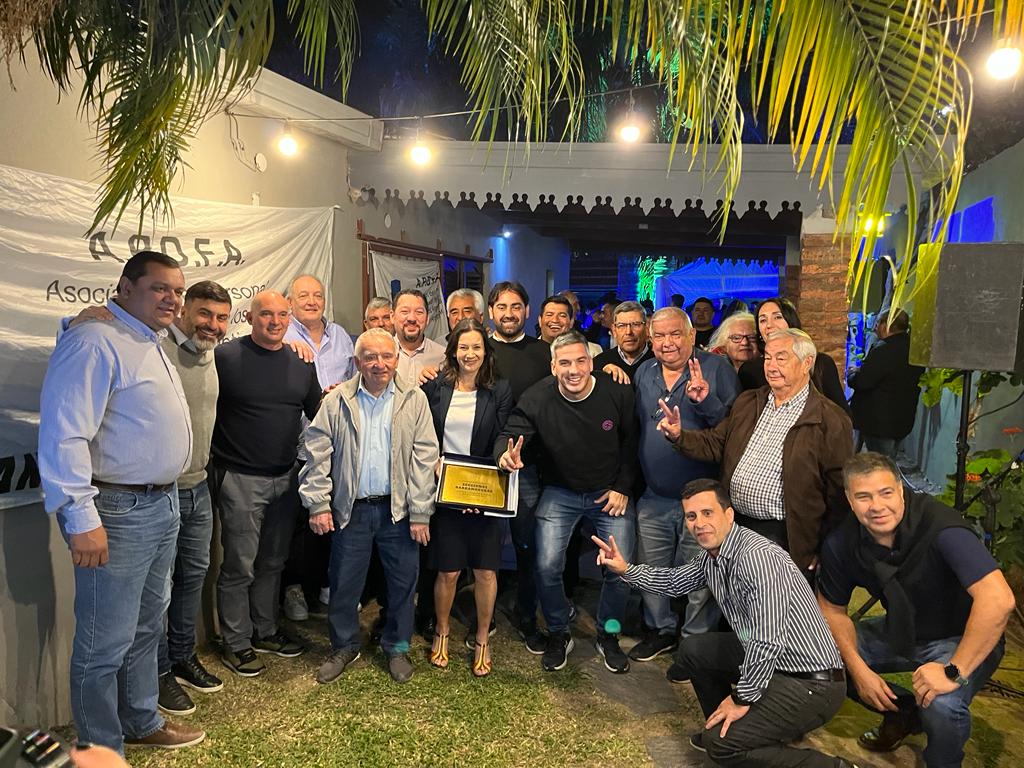 APDFApuertosOK's tweet photo. Se inauguró la sede "Seccional Barranqueras", felicitamos a los compañeros por su nueva casa.
A la fiesta concurrieron autoridades nacionales y locales y estamos muy felices de seguir creciendo.
@APDFA_Bq https://t.co/RnVrciRwEu