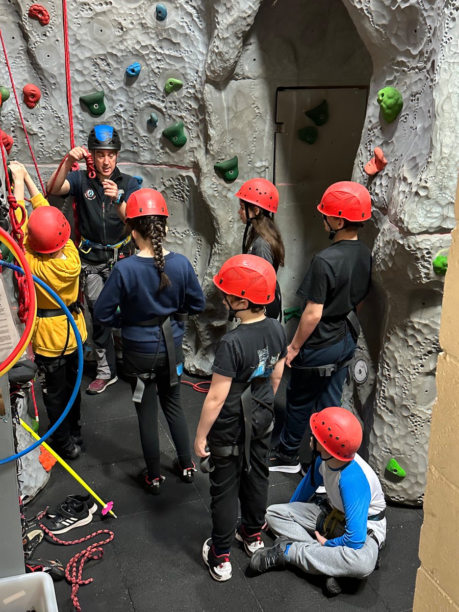 blairvadachAils's tweet photo. @LangfauldsPS have left the building! This team finished on a massive high, scaling the heights of the @BlairvadachOEC climbing wall in style 💪 What a fab way to finish the week - stretching comfort zones &amp; making themselves (&amp; their instructors) very proud! #LangfauldsBV23 https://t.co/H9e2cr5HbW