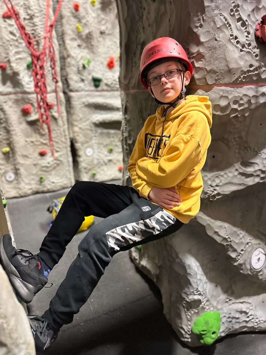 blairvadachAils's tweet photo. @LangfauldsPS have left the building! This team finished on a massive high, scaling the heights of the @BlairvadachOEC climbing wall in style 💪 What a fab way to finish the week - stretching comfort zones &amp; making themselves (&amp; their instructors) very proud! #LangfauldsBV23 https://t.co/H9e2cr5HbW