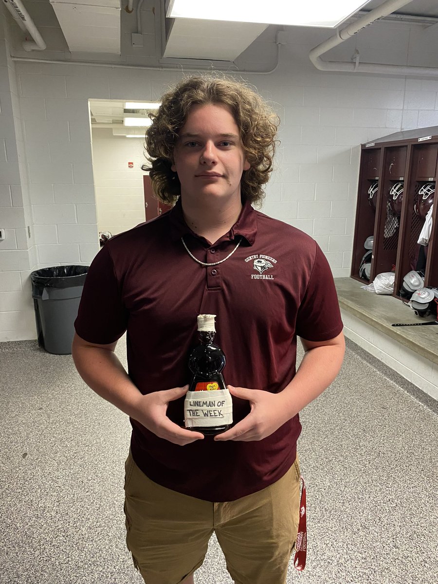 It’s a great honor to be named Lineman of the Week by my coaches for the Huntsville game.  Thanks to them and my other brothers on the team.  #Unsatisfied <a href="/CoachTylerClark/">Tyler Clark</a> <a href="/GentryPioneerFB/">Gentry Pioneer Football</a>