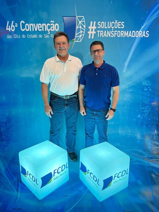 fcdl_sc's tweet image. 📷A semana segue com muitas atividades. Não é tbt. O presidente da Federação, Onildo Dalbosco Júnior viajou para São Paulo, onde participa da Convenção Estadual. Imagem da tarde de ontem, com o presidente da FCDL/SP, Maurício Stainoff.  
#FCDLSC #FCDLSP #CDLs