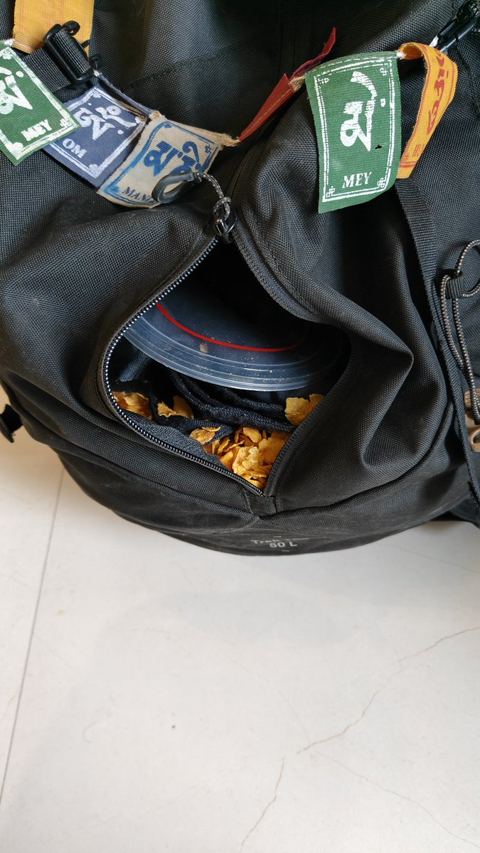 Liftnwander's tweet photo. I travelled via flight 6E6613 from Delhi to amritsar this afternoon and this is how I received by check in backpack - wide open strings and buckles and a box of corn flakes shattered inside.
Who's gonna compensate for this trouble?
#CustomerExperience #customerharassment https://t.co/LAIrl7r851