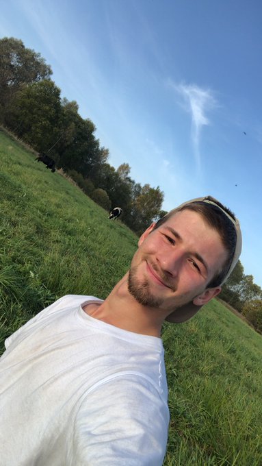 Hi from my field 🐄👨&zwj;🌾👋 https://t.co/KdStaY2Mxz<a href="/tag/love"class="tags"><span>#love</span></a><a href="/tag/cute"class="tags"><span>#cute</span></a><a href="/tag/strong"class="tags"><span>#strong</span></a><a href="/tag/fetish"class="tags"><span>#fetish</span></a><a href="/tag/man"class="tags"><span>#man</span></a><a href="/tag/power"class="tags"><span>#power</span></a><a href="/tag/gay"class="tags"><span>#gay</span></a><a href="/tag/erotic"class="tags"><span>#erotic</span></a>