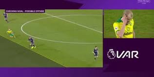 bloomfield50's tweet image. 😡