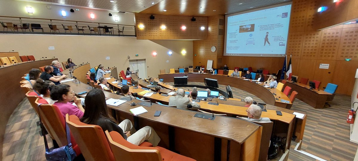 Organisation d'un groupe d’action territoriale (GAT) réunissant les acteurs &amp; partenaires du CLS🔍Retour sur l’action du CLS 2019-2023 &amp; Présentation du diagnostic territorial établi par le cabinet Icone Médiation Santé 📅 Le calendrier des prochaines étapes a été dévoilé <a href="/arsbfc/">ARS BFC</a>