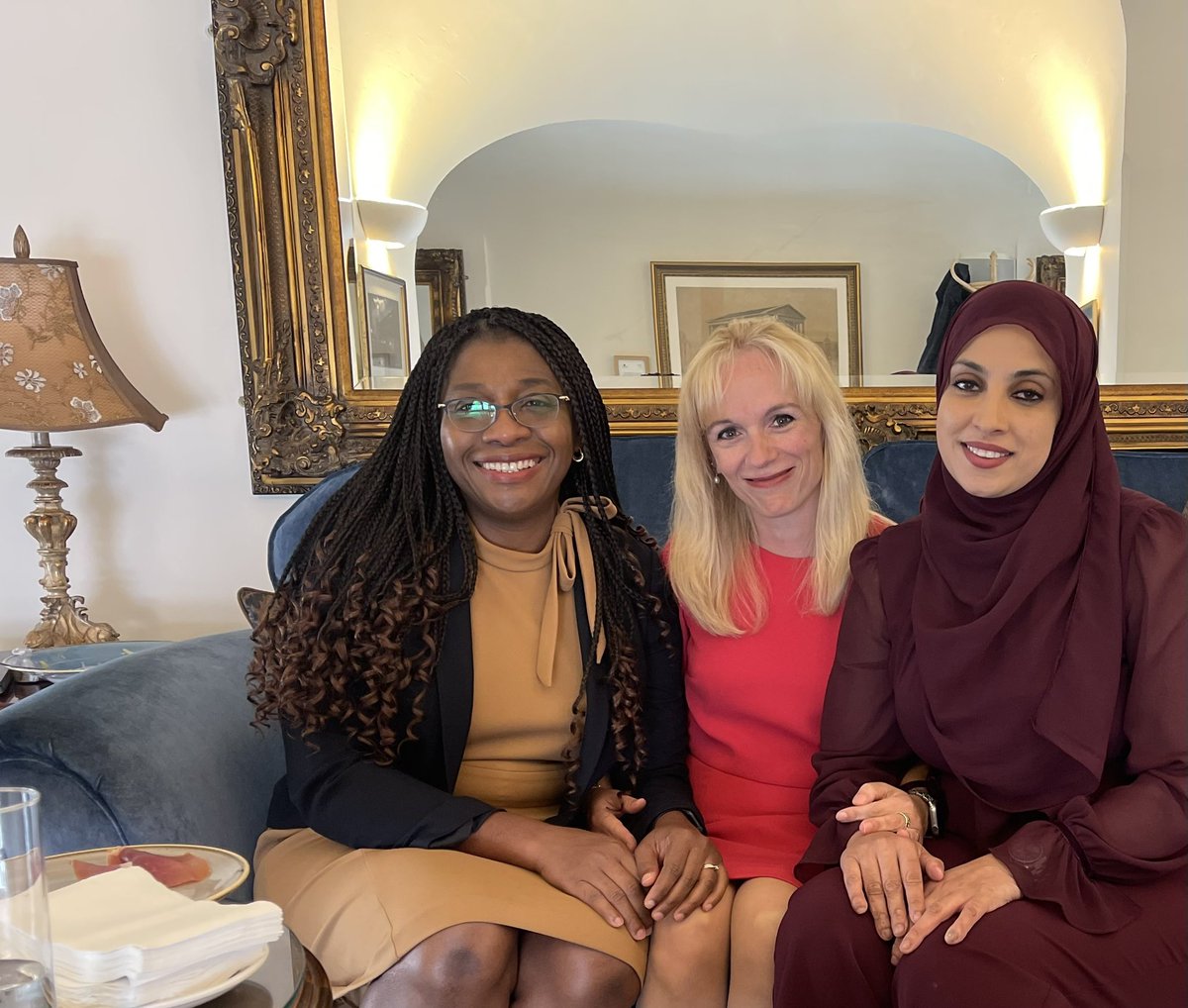 Aaliya_UK's tweet photo. Rehearsal done ✅ 
Guests arriving 🎓

Spending some time with the rest of the Officer team, all from diverse backgrounds 🙌🏼

A testament to the work google on behind the scenes @rcgp and a nod to
#NationalInclusionWeek2023

#NewMembersCeremony
#MRCGP #FRCGP #YourProfessionalHome https://t.co/FATCLygDdc