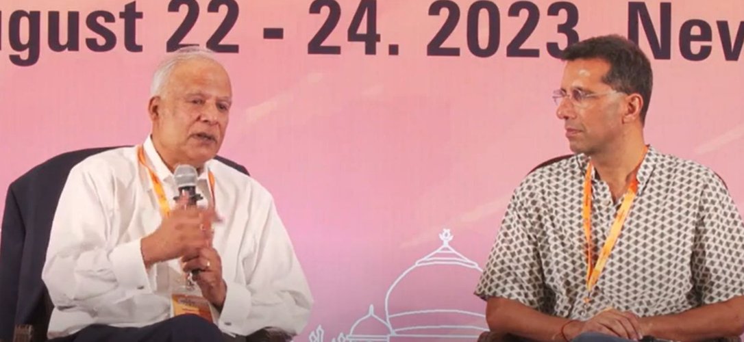 .<a href="/AshishDhawanTCF/">Ashish Dhawan</a> (Founder-CEO <a href="/TCFtweet/">The Convergence Foundation</a>) in a conversation with @deepakraj2020 (Founder's Circle Member <a href="/IndiasporaForum/">Indiaspora</a>) shares his philanthropic thinking in supporting and building institutions like <a href="/CSF_India/">Central Square Foundation</a>, <a href="/ILSS_Official/">India Leaders for Social Sector</a>, and others. 

 youtube.com/watch?v=YOIiuG…