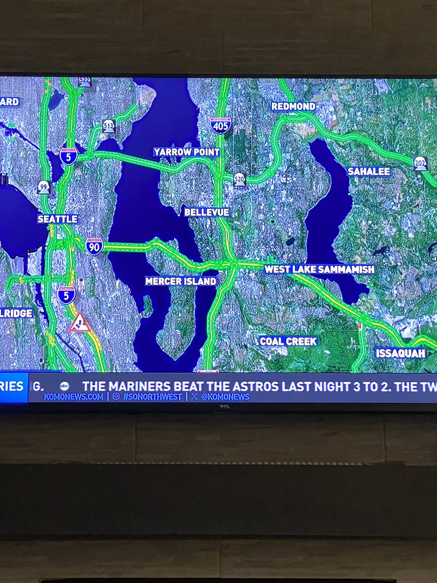 scarin_aaron's tweet photo. @komonews hey the Astros didn’t play baseball last night…..wow @Mariners https://t.co/CaHnyBZoDL