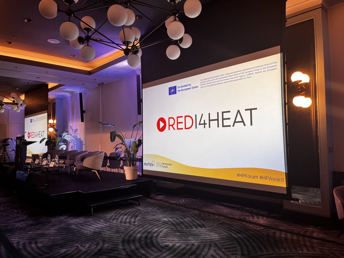 REDI4HEAT's tweet image. 🔅Yesterday ended the 2-days EHPA #hpforum!
An event dedicated to widening horizons which brought together thought leaders, policymakers, industry giants, and influential stakeholders. ✨
@REDI4HEAT was there as well, to provide info on its 1 year of life and its next steps!