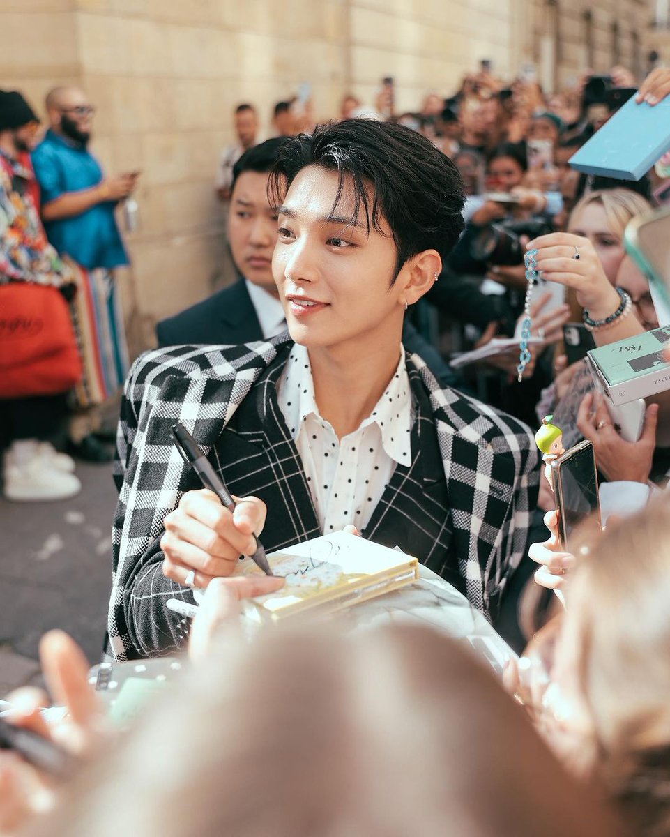 joshuaarchive's tweet photo. #조슈아 on minillux  instagram post

#조슈아를_놓칠수없는_마르니
#JOSHUAxMARNISS24 #JOSHUA #MARNI https://t.co/zksMkWfZoK