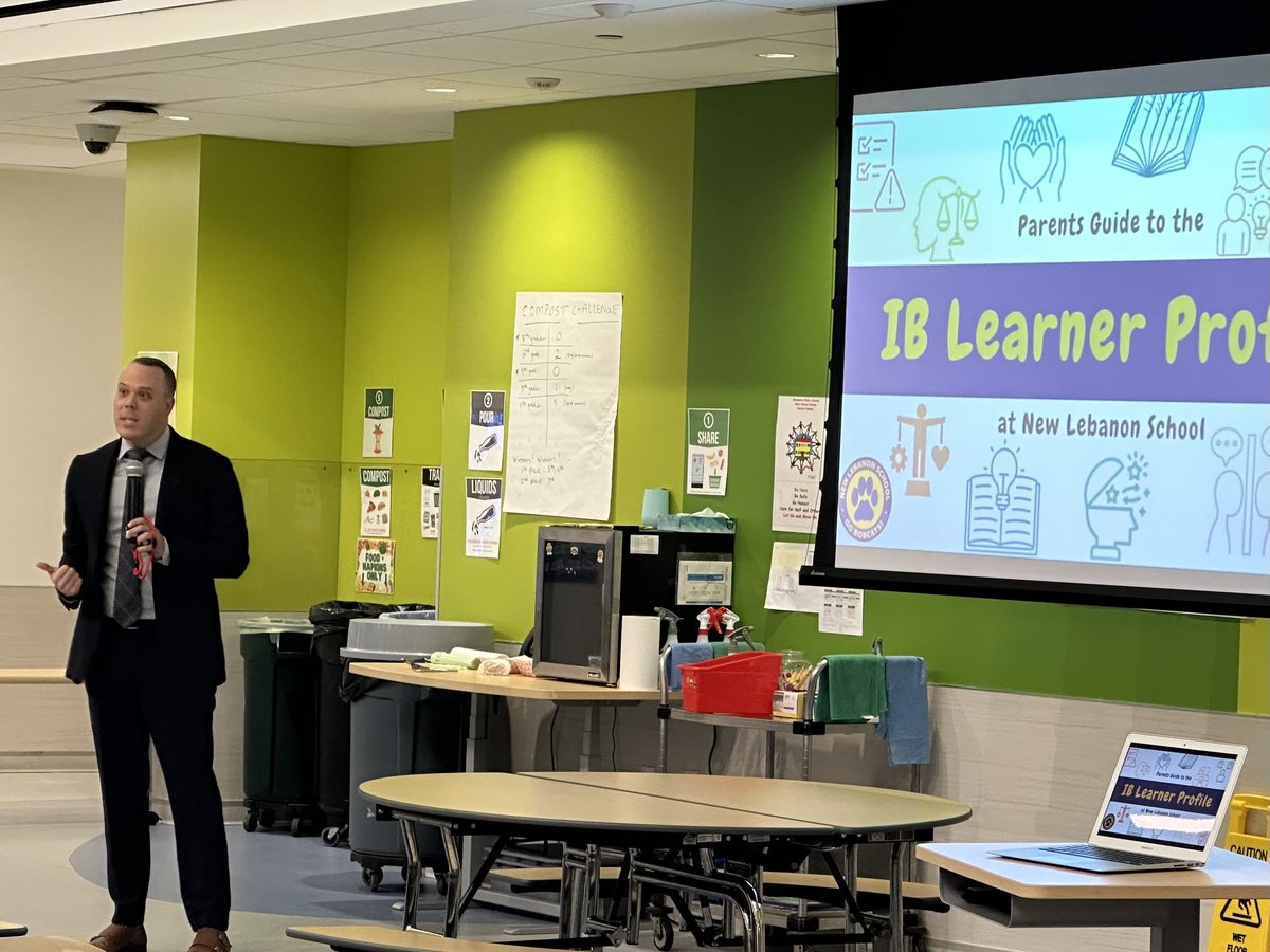 New Leb’s first #FamilyFriday was a huge success! Thank to the more than 90 families who showed up! <a href="/NewLebAP/">Lindsey Eisenstein</a> <a href="/MJDAmico_GPS/">Marc J. D'Amico</a> <a href="/NewLebPTA/">New Lebanon PTA</a> #goBobcats