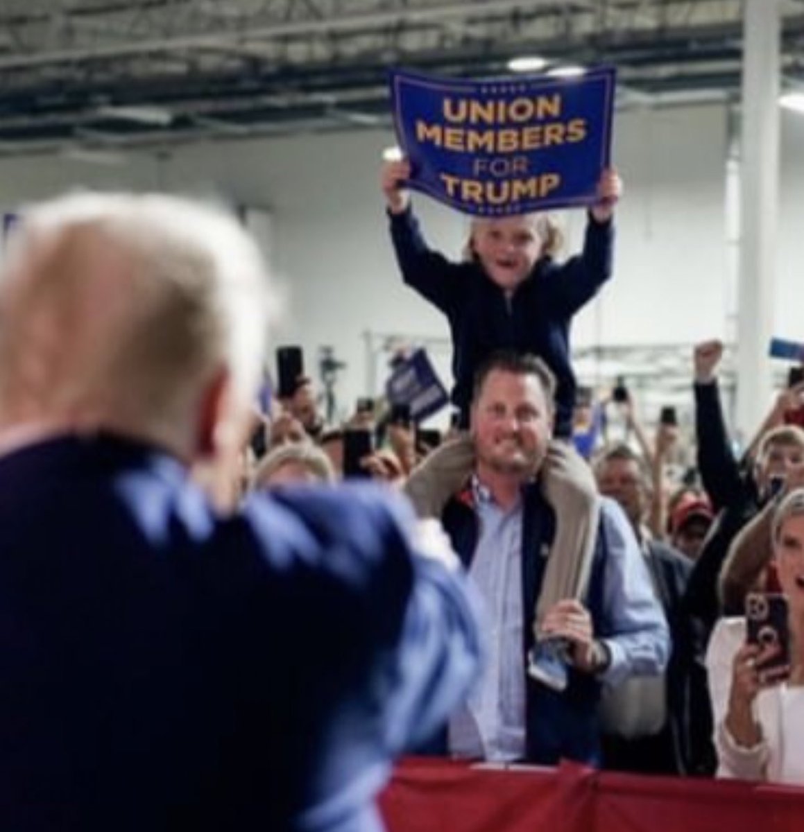 This is the family that owns the non-union shop that Trump visited holding up a “Union Members for Trump” sign.