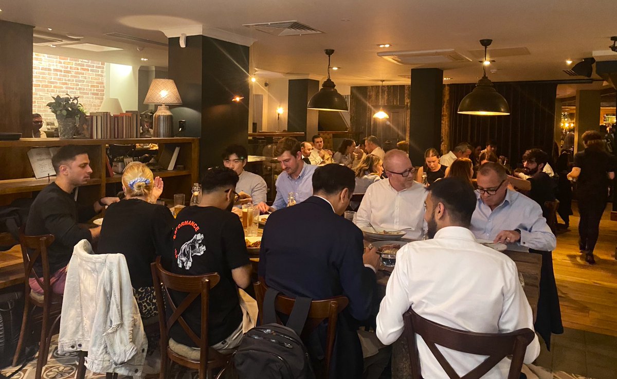 LambandTrotter's tweet photo. It’s been another busy week for us. Wednesday we had a bespoke pie evening for one of local offices. We had steak & ale pie, chicken, leak & mushroom pie and Jerusalem artichoke, spinach & truffle pie 🥧🍽️
#pub #restaurant #bespokeevent #menu #london #littlebritain #city https://t.co/PjRbkVpj1E