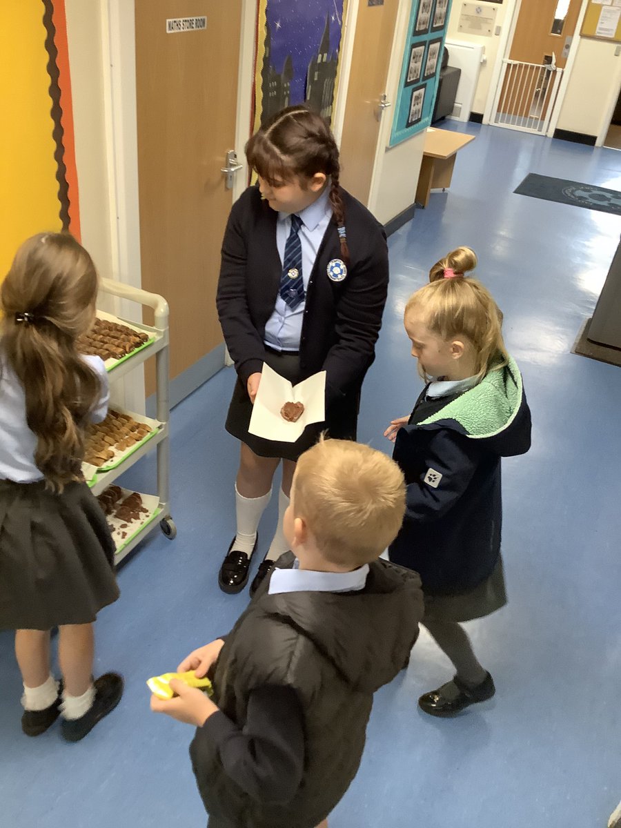 dove_shell_fed's tweet photo. Thank you to our parents/Carers for the generous donations to our Macmillan cake and biscuit sale this morning. We raised a total of £157 across the federation. #MacmillanCoffeeMorning #macmillancancersupport #worldsbiggestcoffeemorning #macmillan #cancerresearchuk https://t.co/gs9UEVePM5