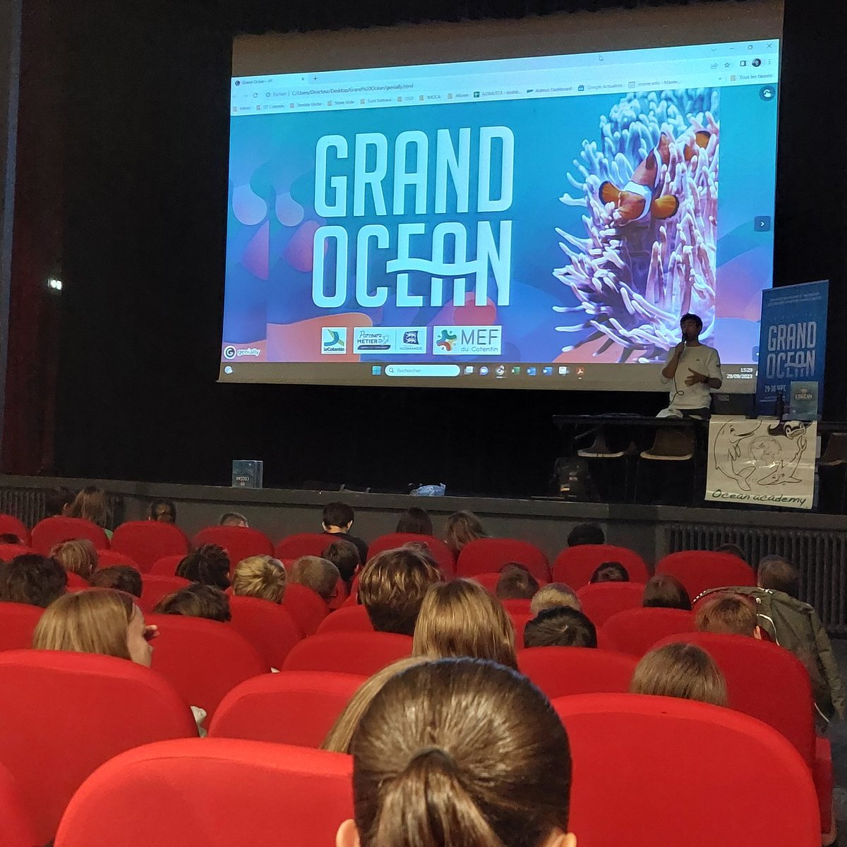 Nos élèves de 3e ont assisté à une conférence hors des murs sur la protection des océans suivie d'une présentation de la filière maritime dans le cadre de la 2eme édition de #GrandOcean à #SaintSauveurLeViconte  #Cotentin #CiteDeLaMer <a href="/VilleCherbourg/">Ville de Cherbourg-en-Cotentin</a>