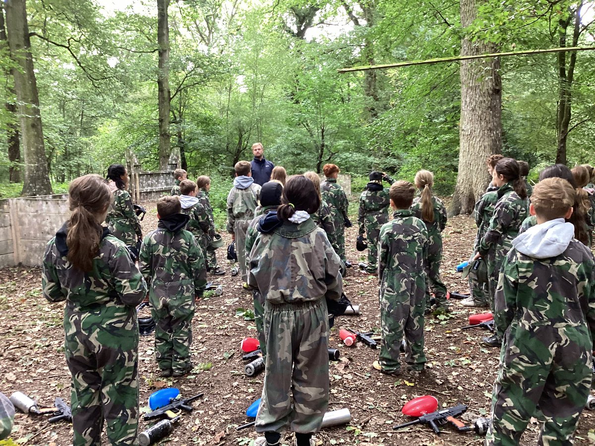 Hillview Primary School & Early Years tweet media