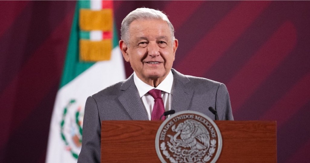 Gurú Político tweet media