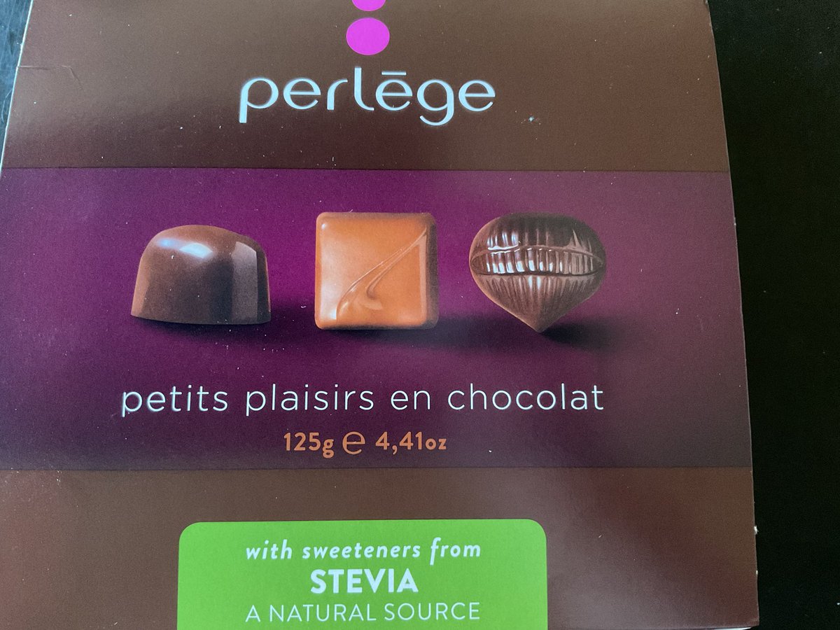 nicki_ls's tweet photo. @mrsimms_uk Hi, I bought these at your Bournemouth branch on Saturday (23rd September) Just went to have one today, and noticed the sell by date 24/01/23! 9 months out of date! 🤮 https://t.co/d7dJbL4HfI