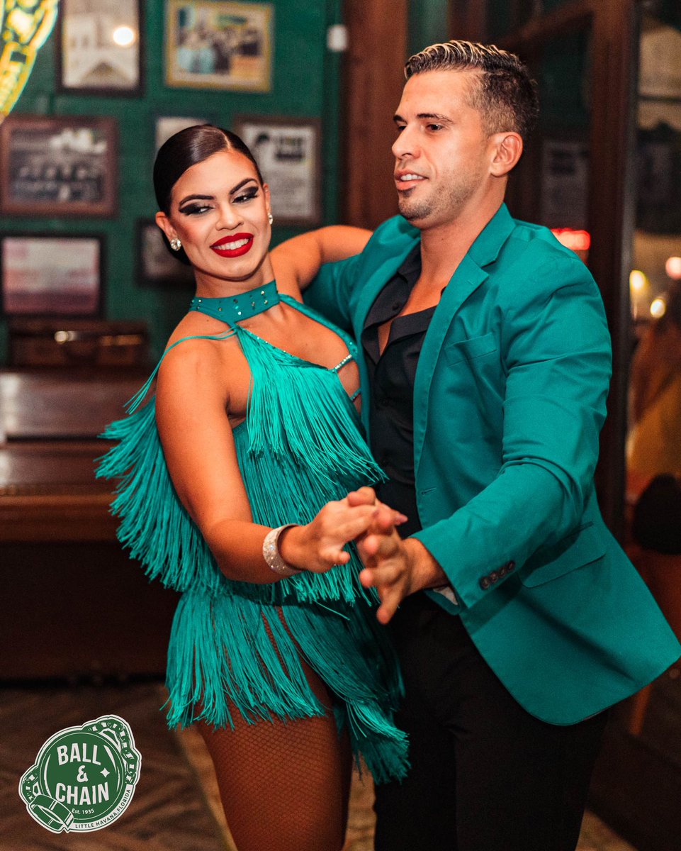 BallAndChainBar's tweet image. TGIF!

TODAY: #LiveSalsa noon to 6 p.m., #LiveJazz 6 to 9, then @MiamiBoheme Night with DJ Ozz + #LiveMusic by Zarabanda

TOMORROW: #LaPachanga ft. @DJDanisLaClave &amp;amp; @LeslieCartaya 

#SalseroSunday: @DJJorgeCharun + a FREE #SalsaClass

#supportlocal ballandchainmiami.com 
🍍💚