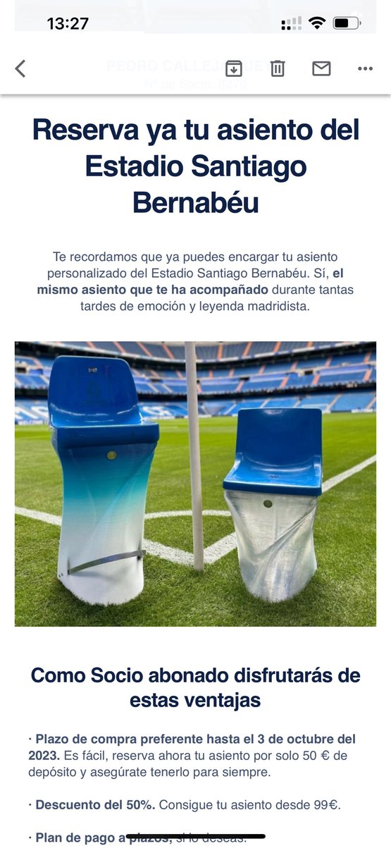 El Madrid nos maltrata y nos echa de un abono en el que llevábamos 50 años. Y ahora tiene la desvergüenza de ofrecernos un souvenir con los asientos que ha desechado al módico precio de 99 euros. Además de cornudos, apaleados #sinvalores #estenoesmimadrid