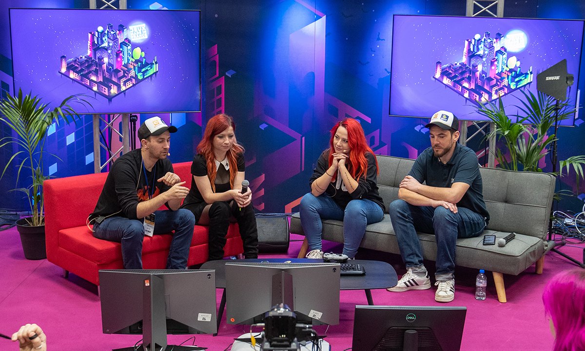 ParisGamesWeek's tweet photo. Les Jeux Made in France sont de retour à la #PGW ! 🇫🇷 Retrouvez plus de 30 jeux et 23 studios français, dont @Amplitude @DONTNOD_Ent @Focus_entmt et @Microids_off 🎮

Si tu veux en savoir plus sur les jeux qui seront jouables sur le salon, rdv ici 👉 https://t.co/1D1pscbKw8 https://t.co/EIvB2kalfg