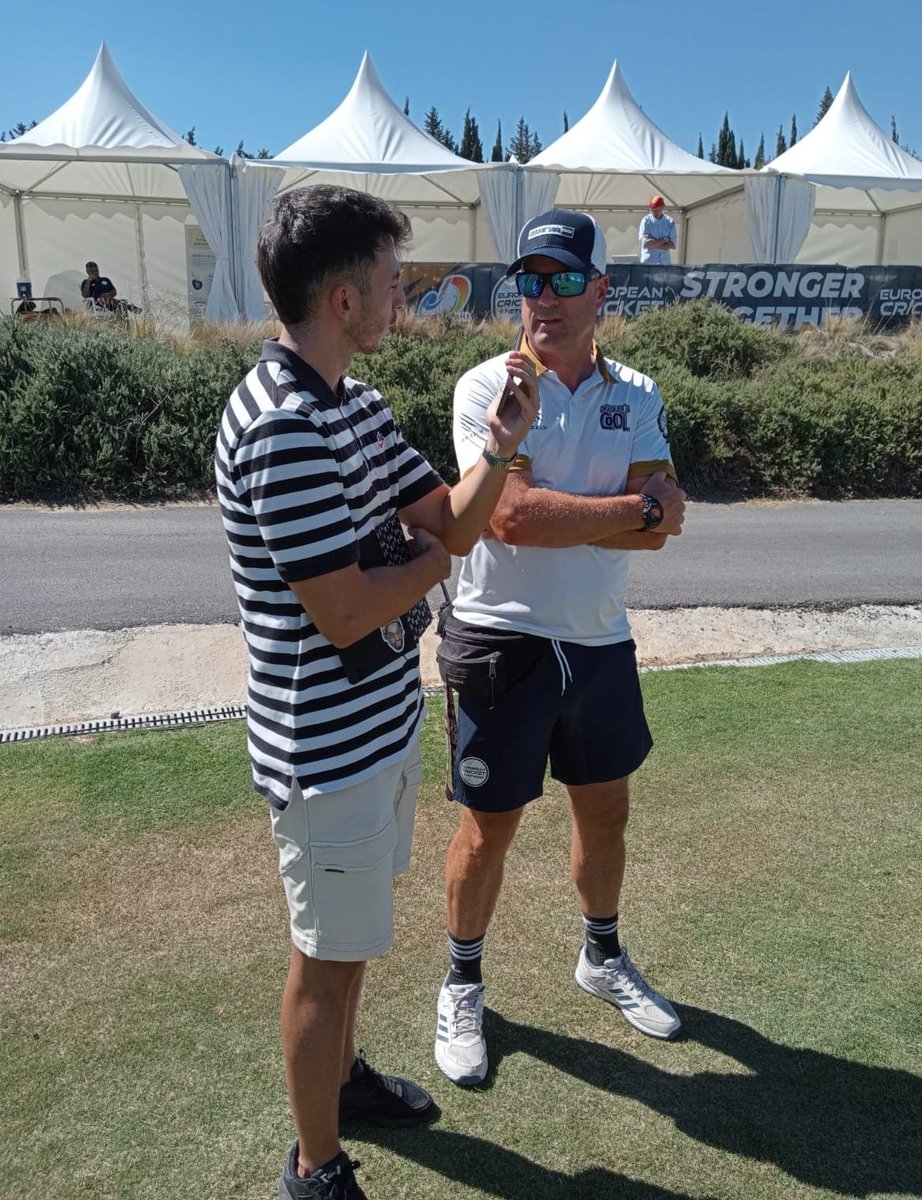 <a href="/Cricket_Espana/">Cricket España</a> A Jay Wild, presidente del Club de Críquet Costa del Sol, le brillan los ojos contándolo: "La gente más joven ya está conociendo el deporte. Lo que yo miro es la reacción de ellos. “Cuando alguno le da a una pelota con el bate y ves la reacción de su cara, eso no tiene precio".