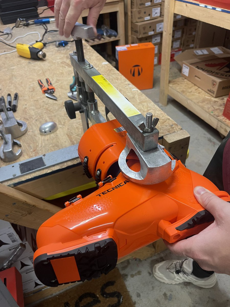 TheSkiMonster's tweet photo. In just 9 years we have fit over 30,000 ski boots.

https://t.co/N9DHFOiLrm https://t.co/BX9xNAWUKQ