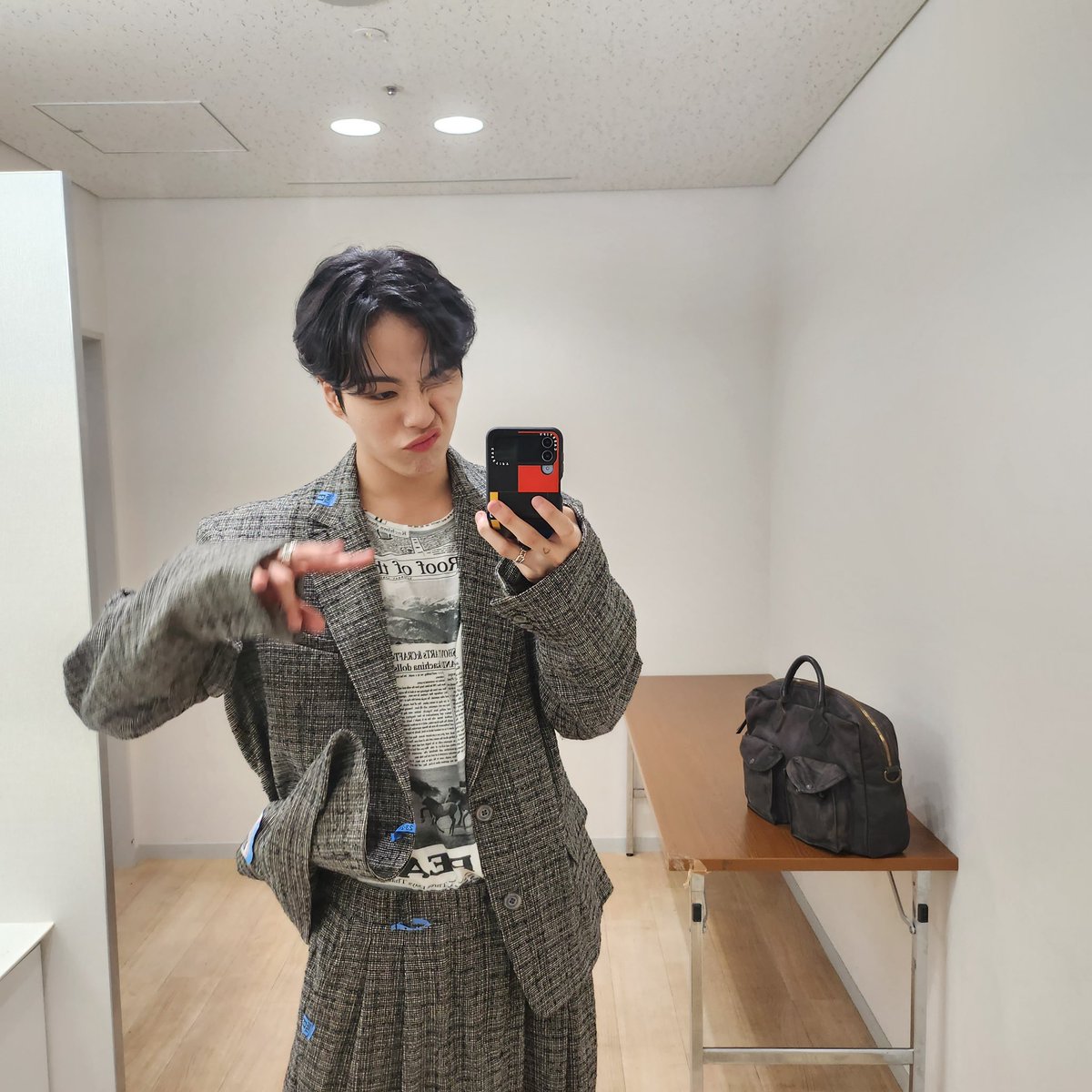 teuverse_id's tweet photo. [TRANS] 🦁
290923

Yuhu~ 😊

@treasuremembers https://t.co/1Z8B3ei7G4